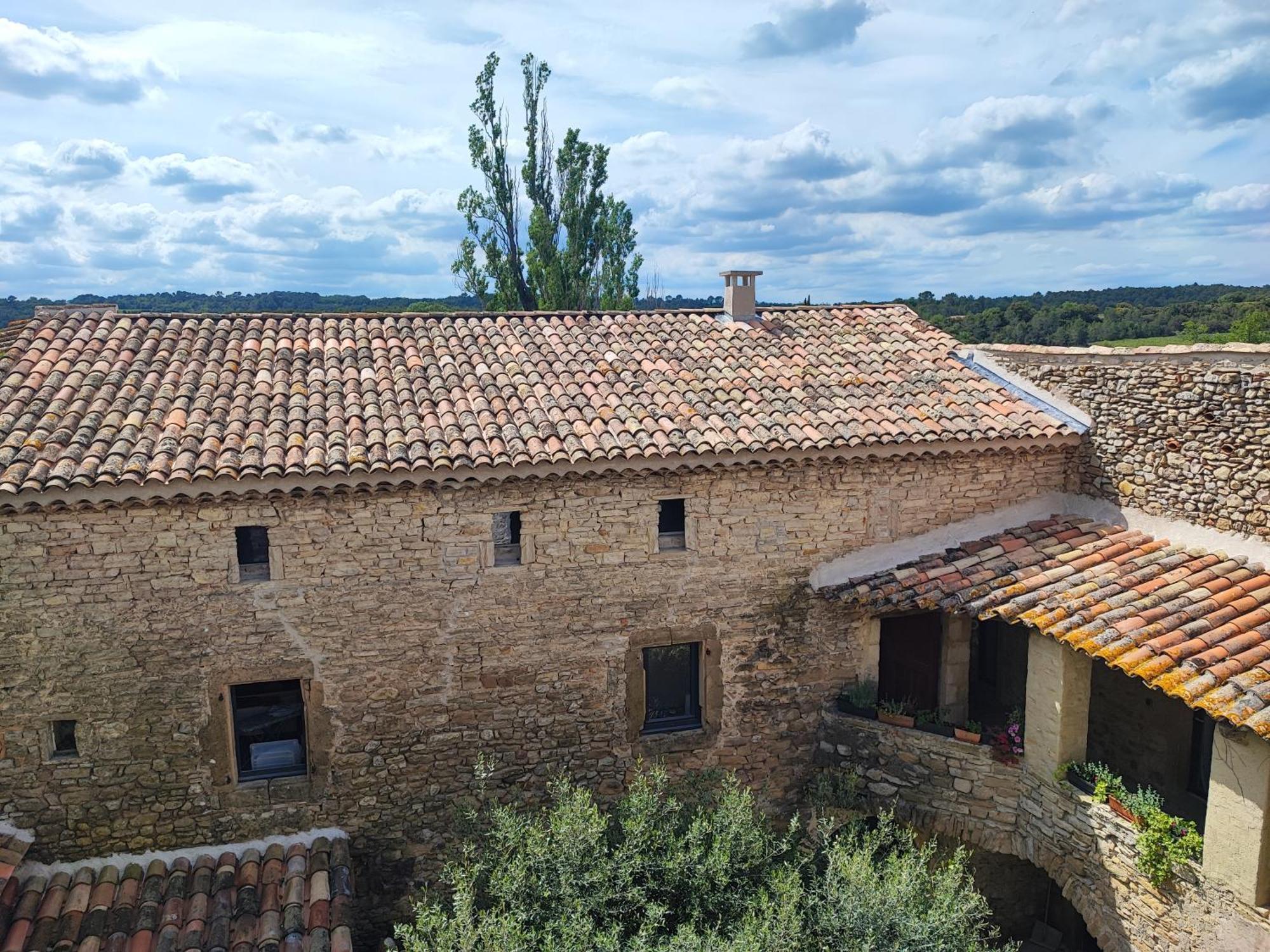 מלון Magnanerie De Sainte Croix מראה חיצוני תמונה
